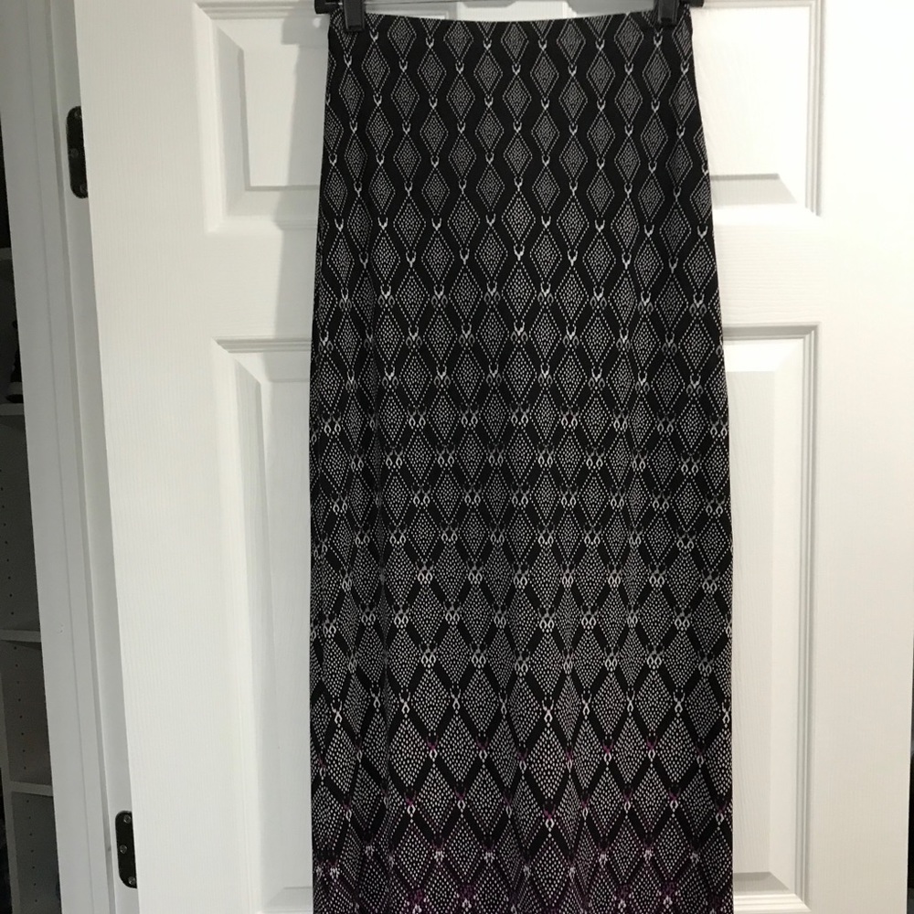 Black, white and purple long skirt